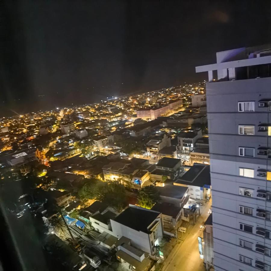 Avida Davao Condos, Downtown Cm Recto Avenue, Davao City Ngoại thất bức ảnh